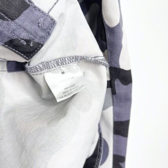 ROMEO + JULIET Gray Camo Utility Jacket - Picture 5 of 10